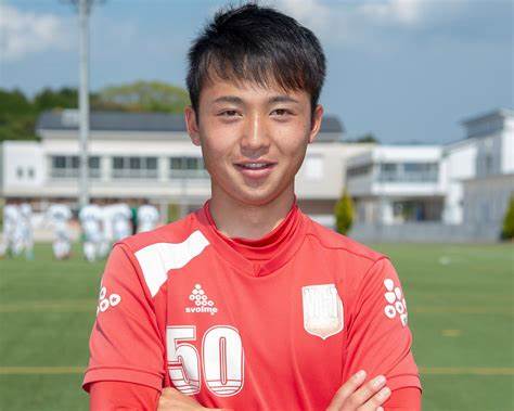 森七菜の高校は大分高校でサッカー強豪校 学生時代の制服画像がかわいい まるっとログ