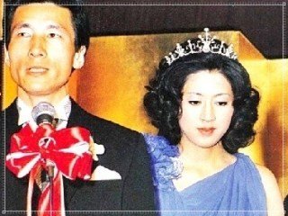 小泉孝太郎の母親は『宮本佳代子』で離婚のため幼少期から別居