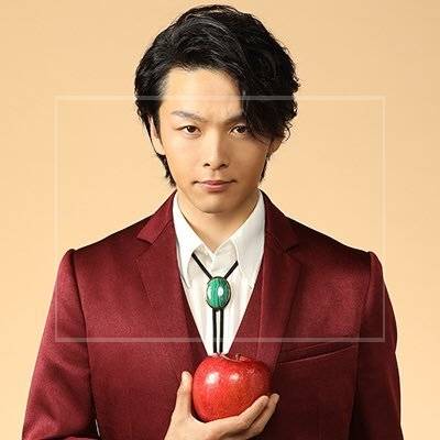 美食探偵・明智五郎で主演の中村倫也