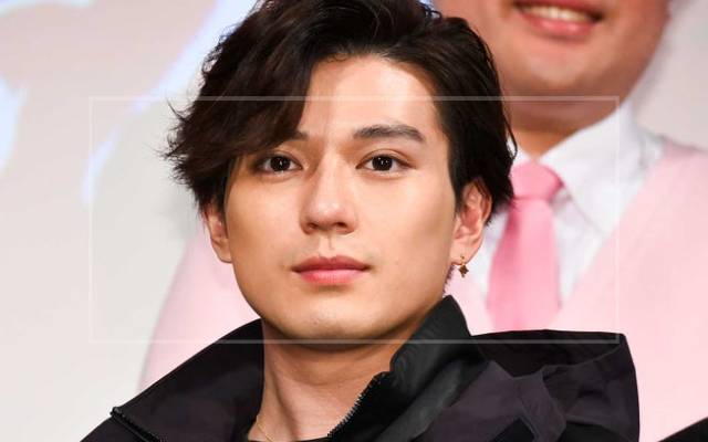 新田真剣佑のファンクラブ｜入会特典には何が？ミーティングやライブ配信も