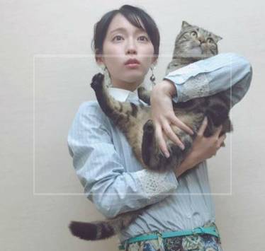 吉岡里帆と佐藤健の熱愛②：共通点は猫と漫画好き