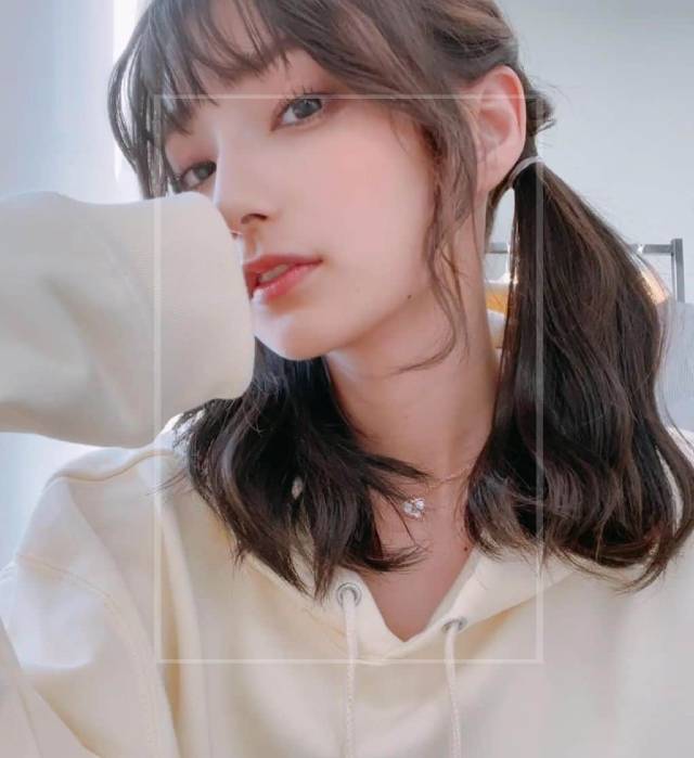 高野麻里佳のすっぴんとメイク顔を比較！