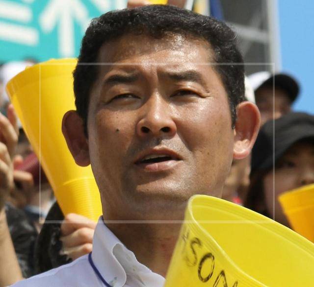 岡村孝子の旦那は・石井浩郎！現在は離婚し夫は2度再婚