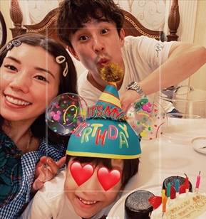 仲里依紗と中尾明慶夫婦と子供の家族写真が幸せそう！【画像】