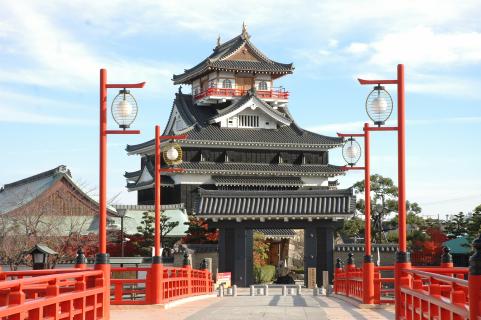 【千と千尋の神隠し】赤い橋のモデル：愛知県『清洲城』